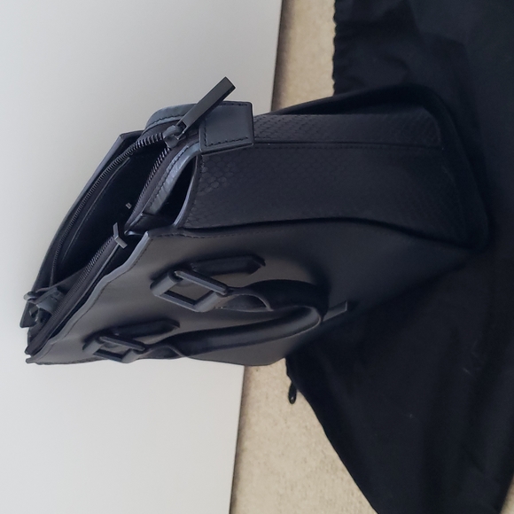 Kendall + Kylie handbag - Picture 5 of 12